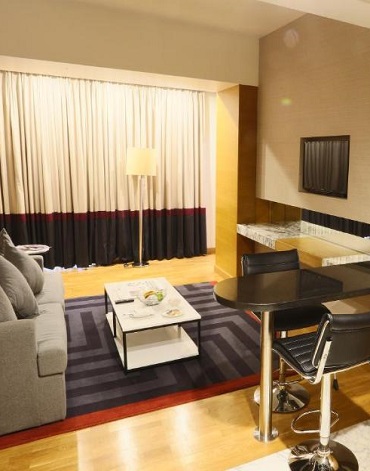 Hotel Maya - A DoubleTree by Hilton Main image 1